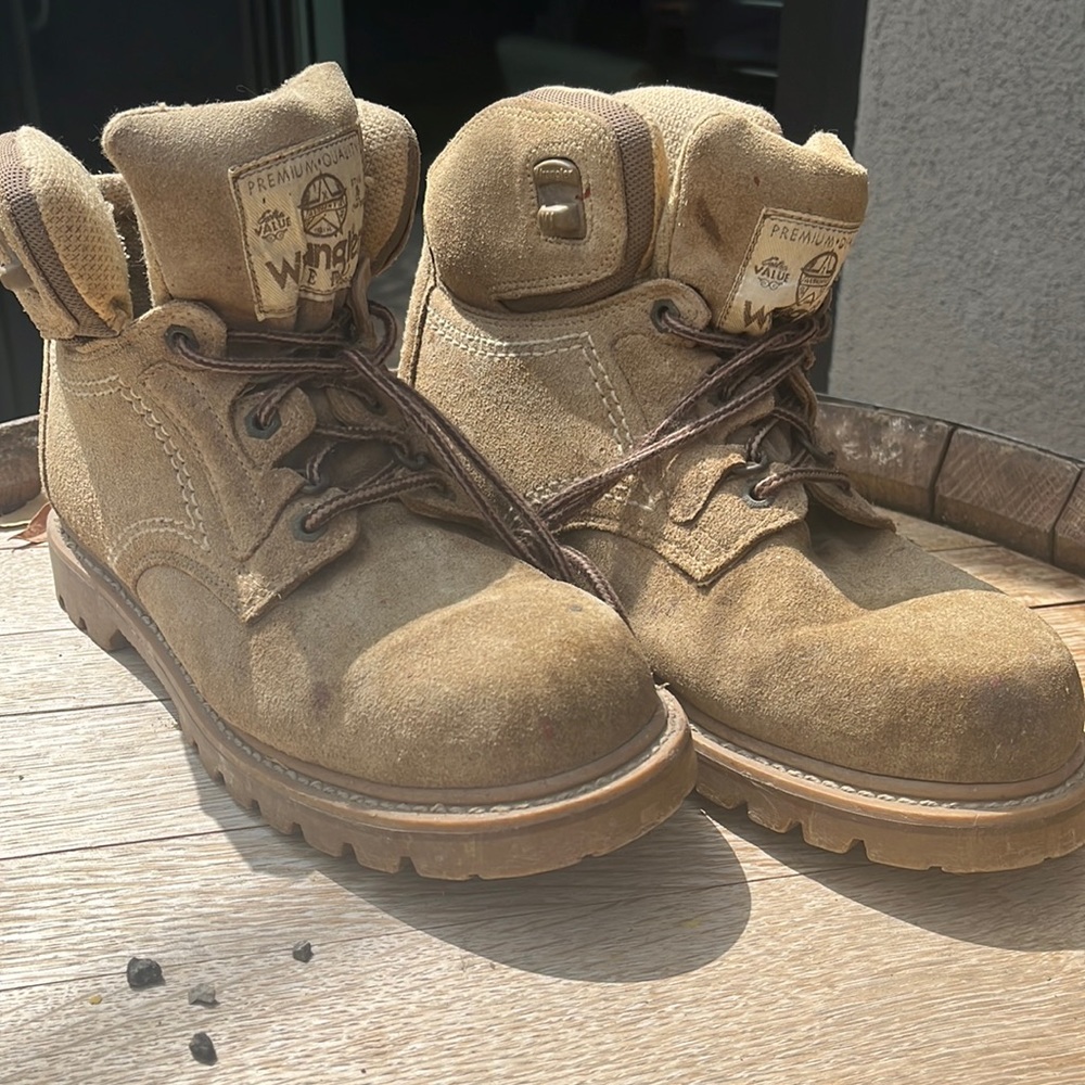 𝅺Wrangler work wear boots men's Size 10 1/2 used